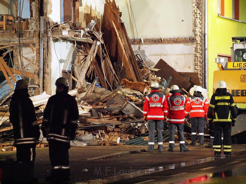 Hausexplosion Bruehl bei Koeln Pingsdorferstr P295.JPG